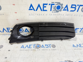 Решетка переднего бампера левая Audi A4 B8 08-12 дорест