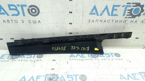 Ornament ușă spate dreapta BMW 3 F30 12-18, negru lucios, zgârieturi, lipit