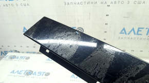 Ornament ușă spate dreapta BMW 3 F30 12-18, negru lucios, zgârieturi, lipit
