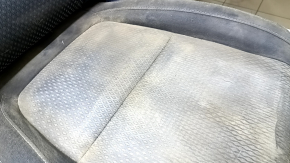 Пассажирское сиденье Mitsubishi Outlander 14-15 дорест, без airbag, механич, ткань черная, царапины на пластике, под химчистку
