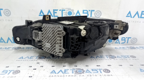 Фара передняя правая в сборе BMW 3 F30 16-18 LED, песок, царапины