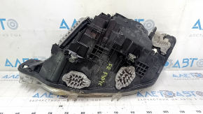 Фара передняя правая в сборе BMW 3 F30 16-18 LED, песок, царапины