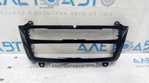 Рамка накладка управления радио и климатом BMW 3 F30 15-18 рест, черный глянец, без подсветки, царапины