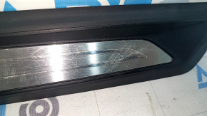 Накладка порога передняя левая наружная BMW 3 F30 12-18 черная с хромом, царапины