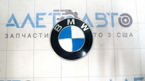 Эмблема значок переднего бампера BMW 3 F30 12-18 песок