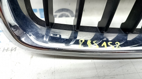 Решетка радиатора grill левая BMW 3 F30 4d 12-18 sport line, песок