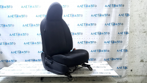 Пассажирское сиденье Nissan Versa 12-15 usa без airbag, механическое, ткань черная, под чистку