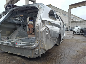 Aripă spate dreapta pentru Toyota Sienna 21-24, argintie