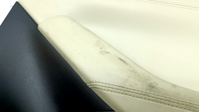 Mazda 6 18-21 panou ușă spate dreapta negru, cotieră și inserție piele bej, ornament gri cu crom, necesită curățare, zgârieturi
