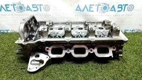 Головка блока цилиндров голая правая Jaguar F-Pace X761 17-20 3.0t AJ126 с клапанами и гидрокомпенсаторами