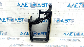 Подлокотник BMW 5 F10 11-16 кожа бежевый venetobeige, царапина