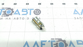 Прикуриватель в коленях пассажира BMW 5 F10 11-16