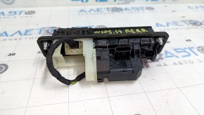 Ручка с кнопкой открытия крышки багажника наружная Mercedes C-class W205 19-21 с камерой