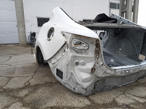 Четверть крыло задняя левая Mazda 6 18-21 на кузове, белая, вмятинка, тычки