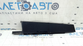 Накладка двери боковая задняя левая Mercedes C-class W205 15-21 передняя, царапины