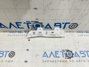 Крепление переднего бампера на крыло левое Ford Escape MK3 13-16 дорест