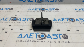 Крючок замка капота VW Tiguan 18-24