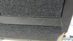 Spatele banchetei spate stânga a unui BMW 5 F10 14-16, piele Dakota bej Venetobeige, încălzită, necesită curățare, lovită, zgârieturi pe plastic, strat de plastic exfoliat