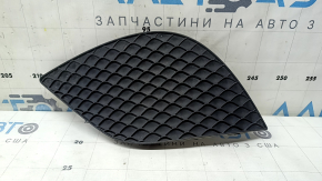 Решетка переднего бампера левая Mercedes C-class W205 300/350e/350h/400 19-21