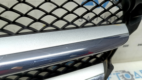 Решетка радиатора в сборе grill Mercedes C-class W205 19-21 с эмблемой под радар и камеру, песок, трещина на эмлеме