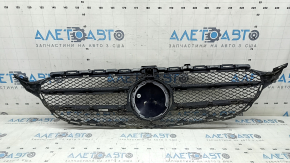 Решетка радиатора в сборе grill Mercedes C-class W205 19-21 с эмблемой под радар и камеру, песок, трещина на эмлеме