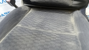 Водительское сиденье VW Tiguan 09-18 без airbag, механическое, ткань черная, под чистку, замято