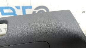 Накладка колени водителя Kia Niro 17-19 HEV серая с заглушкой OBD, царапины