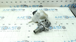 Pompă centrală de frână Mercedes Clasa C W205 19-21 cu rezervor și capac