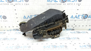 Корпус воздушного фильтра Mercedes C-class W205 300 19-21