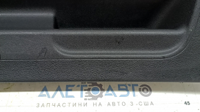 Обшивка двери багажника нижняя Audi Q5 80A 18-24 черная, царапины, потерта