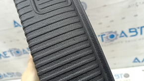 Накладка проема багажника Audi Q5 80A 18-24 черная, царапины, потерта
