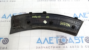 Накладка арки крыла задняя правая Kia Niro 17-19 HEV, PHEV на бампере, структура, царапины, надломано крепление
