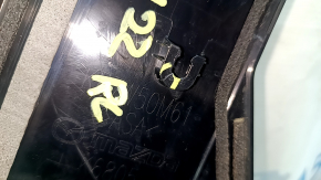 Накладка двери боковая задняя левая Mazda CX-5 17-25 задняя, структура, надломаны крепления