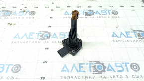 Датчик уровня масла Mercedes C-class W205 300 19-21 2.0т