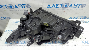Фара передняя правая Mazda CX-5 22-25 LED, потерта, песок