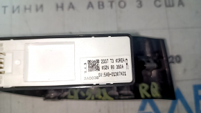 Управление стеклоподъемником задним правым Mazda CX-5 18-25 черное, тип 2 с черной накладкой глянец, царапины