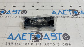 Накладка камеры переднего вида Audi A6 C8 19-23 в решетке