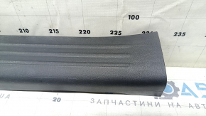 Накладка порога передняя правая Mazda CX-5 17-24 черная, царапины