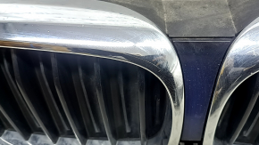 Решетка радиатора grill в сборе BMW 5 G30 17-20 Sport Line, с жалюзи дефлектором радиатора, хром, песок, выцвела глянцевая накладка