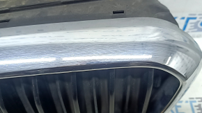 Решетка радиатора grill в сборе BMW 5 G30 17-20 Sport Line, с жалюзи дефлектором радиатора, хром, песок, выцвела глянцевая накладка