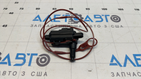 Замок лючка бензобака Audi Q3 8U 16-18
