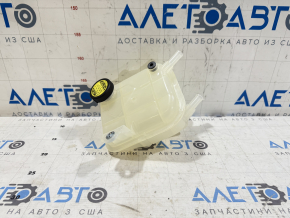 Rezervorul de expansiune al sistemului de răcire Toyota Prius 50 16- cu capac nou, neoriginal