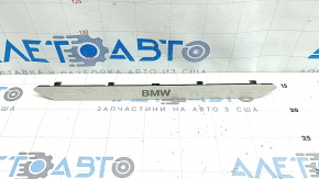 Вставка накладки порога передняя левая BMW X5 G05 19-23 хром BMW, с подсветкой, царапины