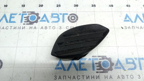 Вставка в решетку бампера левая Toyota Avalon 13-15