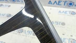 Накладка центральной консоли BMW X5 G05 19-26 под дерево Fineline Stripe, с подсветкой, царапины