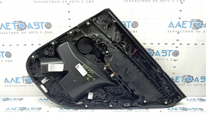 Обшивка двери карточка задняя левая BMW X5 G05 19-22 кожа черная без шторки, вставка под дерево Fineline Stripe, подлокотник кожа бежевая, с ручкой и накладками, вмятина