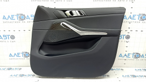 Обшивка двери карточка передняя правая BMW X5 G05 19-23 кожа черная, вставка под дерево Fineline Stripe, подлокотник кожа бежевая, с ручкой и накладками