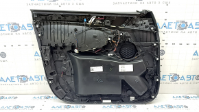 Обшивка двери карточка передняя правая BMW X5 G05 19-23 кожа черная, вставка под дерево Fineline Stripe, подлокотник кожа бежевая, с ручкой и накладками