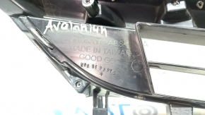 Решетка радиатора grill Toyota Avalon 13-15 hybrid, без эмблемы, надломаны крепления эмблемы