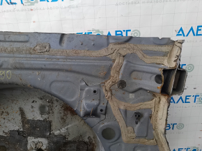 Корыто багажника Toyota Prius 30 10-15 высверлено